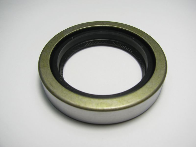 DRIVESHAFT OIL SEAL FRONT