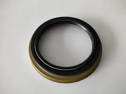 AXLE HUB OIL SEAL FR INNER 